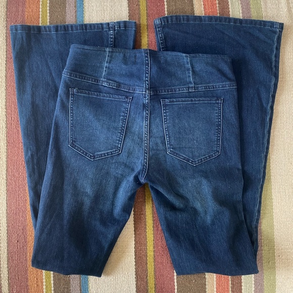 NWOT Free People Penny Pull-On Flare Jeans - Size 28 - Picture 3 of 11